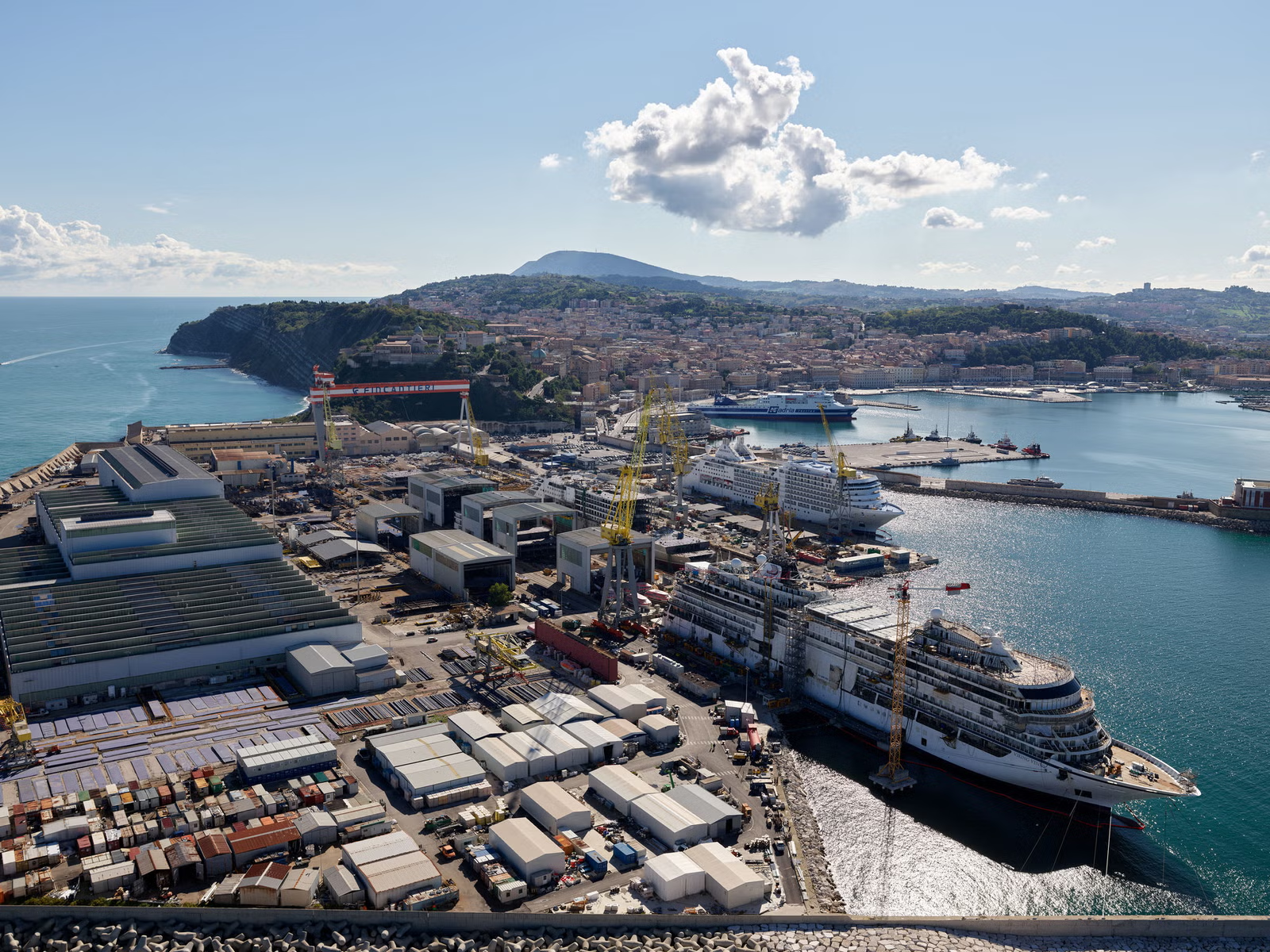 Cruise port